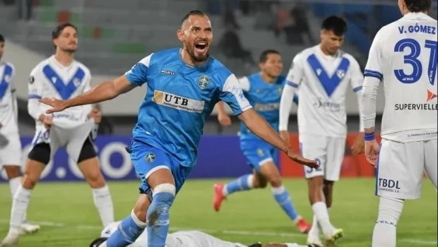 Vélez cayó ante San Antonio Bulo Bulo en la altura boliviana