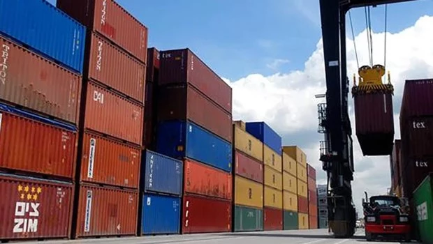 Las exportaciones pisan el freno y el futuro se torna incierto