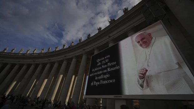 El libro, ya convertido en éxito de ventas, se conoció semanas antes del fallecimiento del Santo Padre.