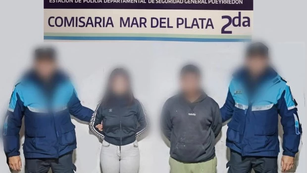 Detienen a un joven que robó prótesis mamarias para que su novia se las coloque en otro hospital