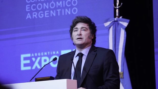 Milei dijo que la inflación se terminará a mitad del año próximo