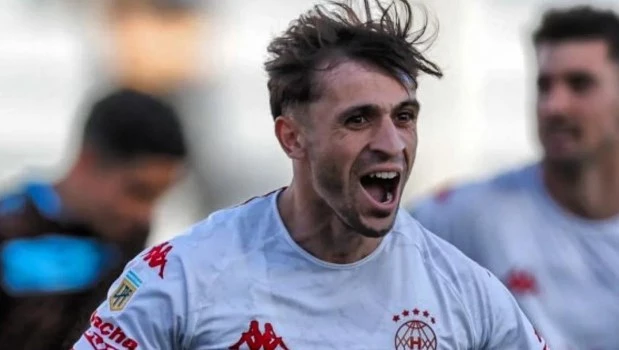 Walter Mazzantti renovó su contrato con Huracán
