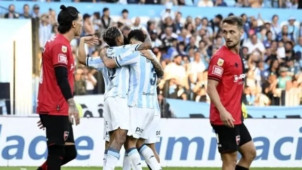 Racing le ganó a Newell's y quedó tercero en la Zona A