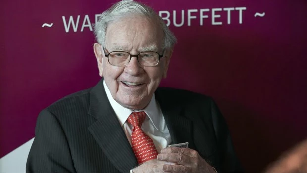 Después de 60 años, se retira Warren Buffett