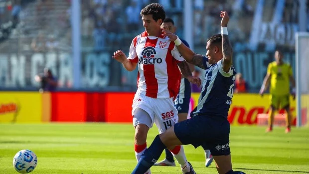 Instituto se quedó con el duelo cordobés y entró a octavos