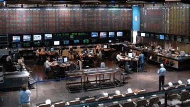 La Bolsa evaporó las ganancias postcepo 