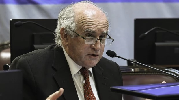 Parrilli afirma que Ficha Limpia busca "proscribir a Cristina Kirchner" 