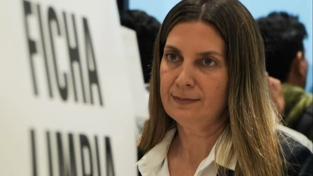 Silvia Lospennato le apuntó al presidente Javier Milei por el fracaso del proyecto de Ficha Limpia en el Senado.
