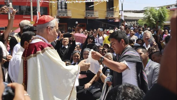 En esta foto de agosto de 2024 se ve al entonces prefecto Prevost en una celebración en la Dióceses de Chulucanas.