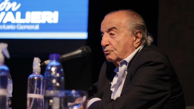 Armando Cavalieri, líder de la Federación Argentina de Empleados de Comercio y Servicios.