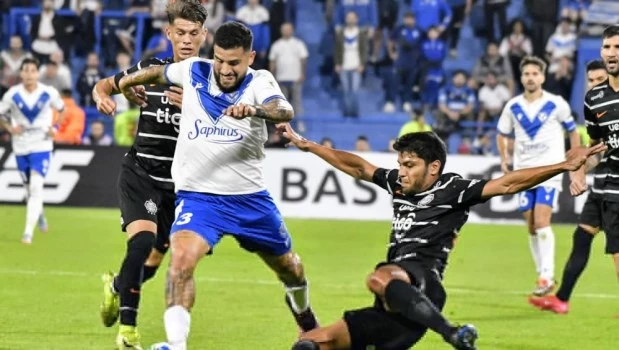 Vélez igualó con Olimpia y sigue primero en su grupo de la Libertadores
