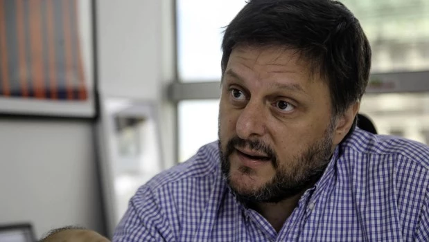 Santoro presentó un plan para ampliar la red de subtes porteña