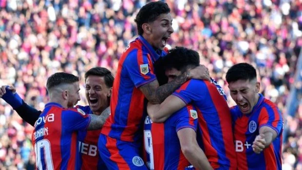 San Lorenzo superó a Tigre con uno menos y se metió en los cuartos de final