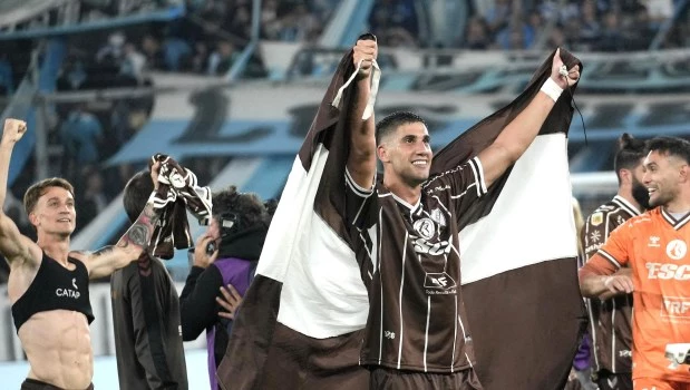 Primera sorpresa de octavos: Racing eliminado por Platense