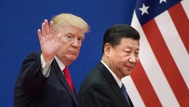 Trump dice que la relación con China es "muy buena" y que hablará en los próximos días hablará con Xi 