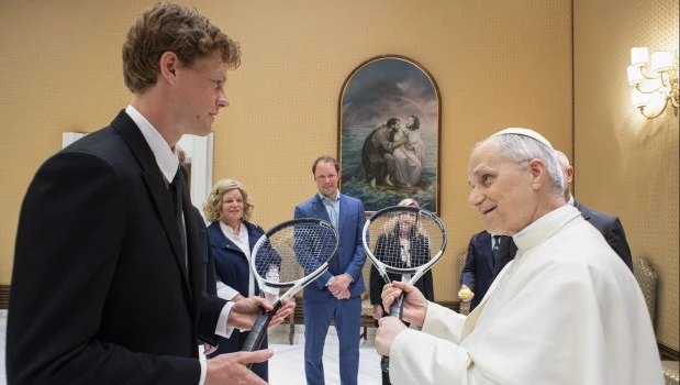 El número 1 del tenis visitó al papa León XIV