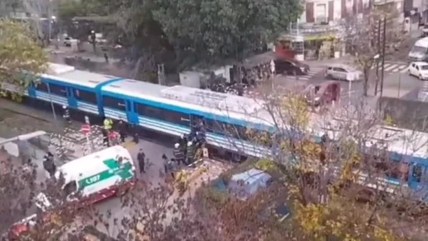 Un hombre murió al ser arrollado por un tren Sarmiento en Floresta 