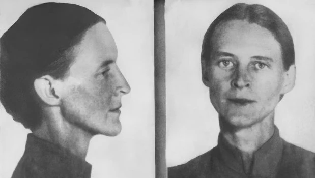 Las fotos de Mildred Harnack que tomó la policía alemana tras su detención en la segunda mitad de 1942.