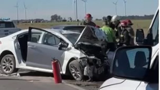 Tres muertos por un choque frontal de autos en la ruta nacional 3 