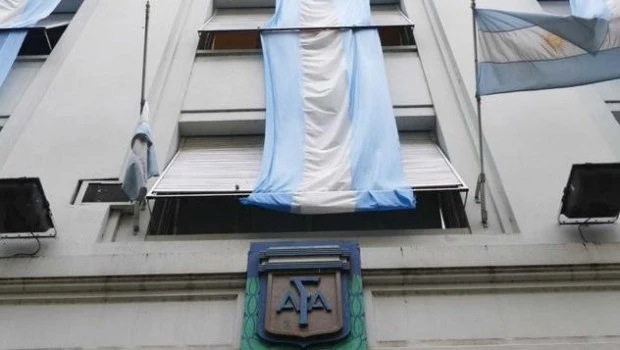 Suspensiones masivas en el fútbol argentino y otras diciplinas por el temporal