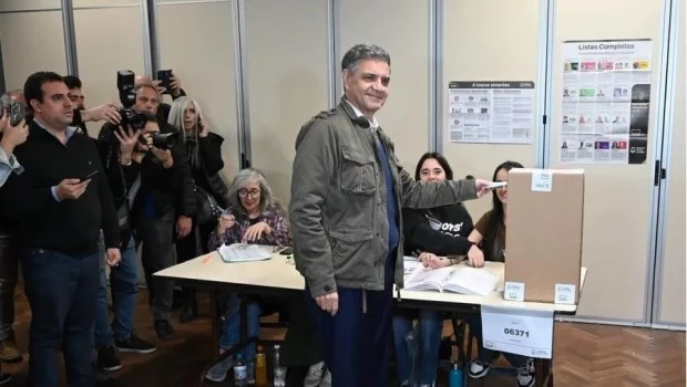"Se rompieron límites", recriminó Jorge Macri sobre el video falso hecho con inteligencia artificial 