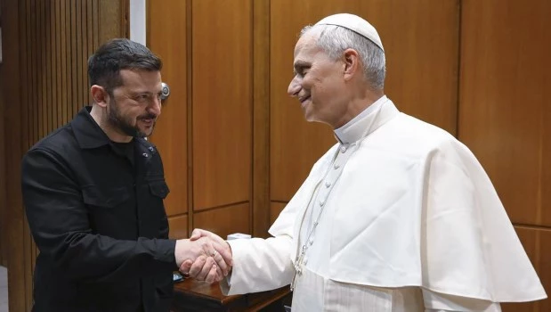 Zelenski agradece al Papa la disposición del Vaticano a acoger conversaciones con Rusia