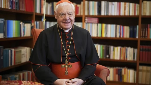 El cardenal Gerhard Müller se muestra contento con la elección de León XIV.