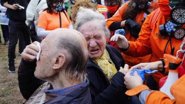 Tensión en la manifestación de jubilados frente al Congreso