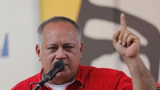 Detienen a otro argentino en Venezuela por "supuesto plan conspirativo"