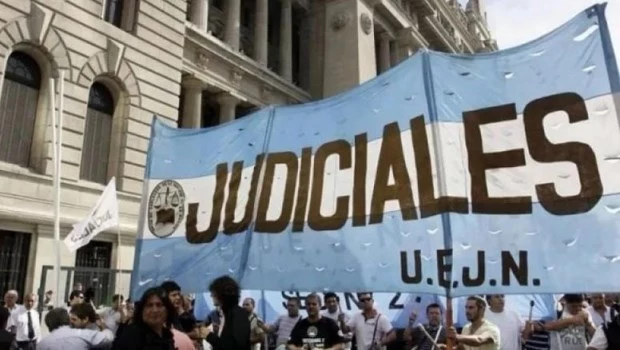 Nuevo paro de judiciales en reclamo de un aumento salarial