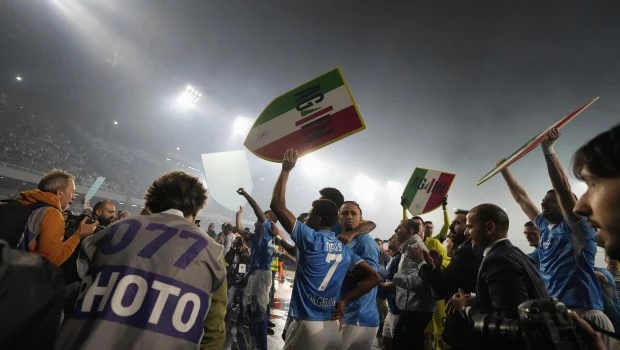 Napoli conquista su segundo scudetto en tres años 