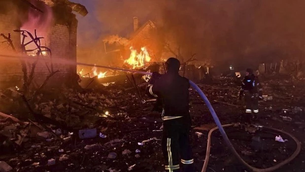 Moscú y Kiev intercambian cientos de prisioneros tras el mayor ataque ruso de misiles y drones