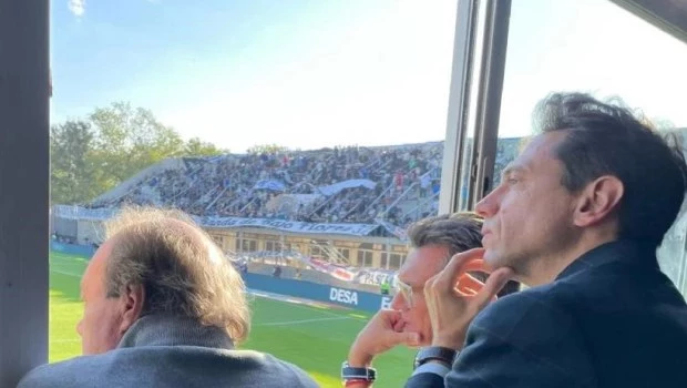 Máxima tensión en el Nuevo Gasómetro: hinchas y dirigentes echaron a Moretti del palco oficial antes de la derrota de San Lorenzo