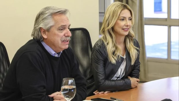 Se conocieron nuevos mensajes entre Fernández y Fabiola Yáñez
