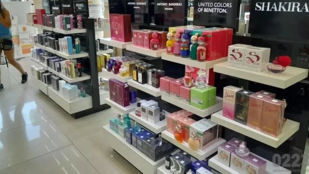 La ANMAT dejará de controlar productos de cosmética e higiene importados
