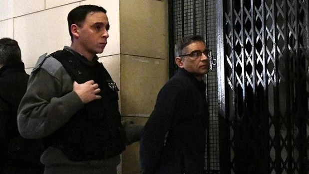 Condenaron a perpetua al podólogo que asesinó a su marido