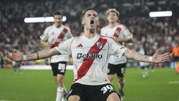 PSG podría pagar la cláusula de 45 millones de dólares por Mastantuono