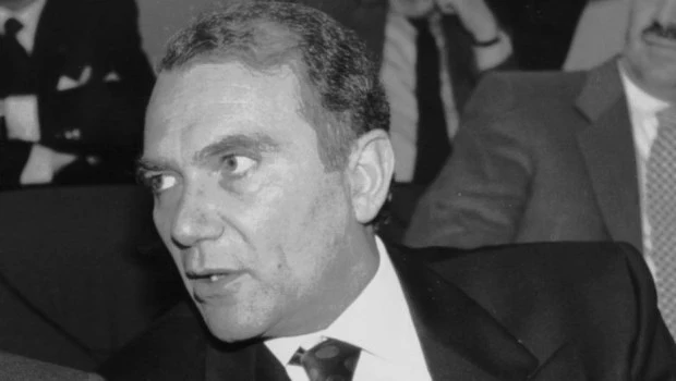 ARCHIVO - Foto de 1989, el presidente del Inter de Milán Ernesto Pellegrini en las instalaciones del equipo. (AP)