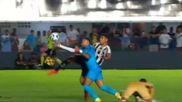 Neymar fue expulsado en un partido desafortunado para el Santos, que perdió ante Botafogo