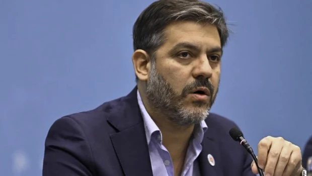 Carlos Bianco.