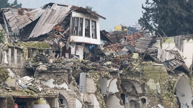 Un terremoto de 5,8 sacudió Turquía: murió una adolescente y hay 69 heridos
