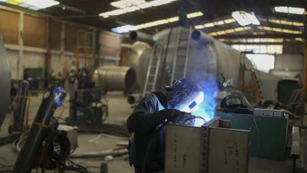 México evalúa medidas para proteger su industria ante nuevos aranceles de EE.UU al acero y aluminio