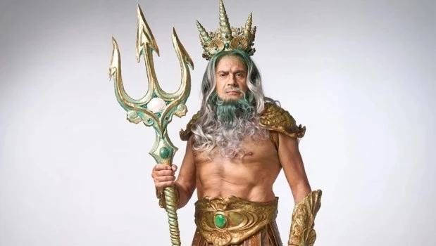 “Me interesa cuando me ofrecen estos personajes atípicos. Me gratifico sabiendo que todavía existen invitaciones como esta para mí”, dice el actor.