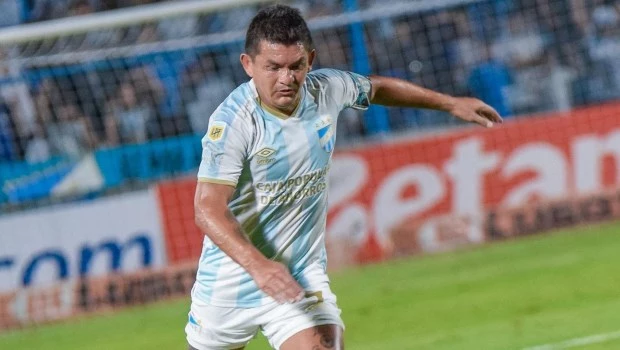 El Pulga Rodríguez anunció que en 2026 se retirará del fútbol