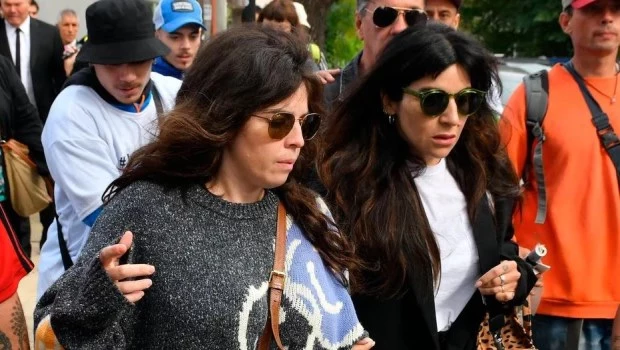 Muerte de Maradona: proponen que cuando se reanude el juicio las hijas de Diego declaren en Cámara Gesell