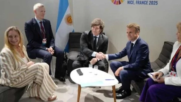 Milei participó de una conferencia de la ONU y mantuvo una reunión bilateral con Macron