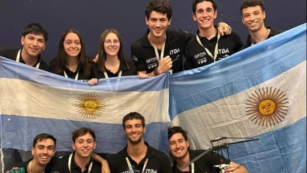 Un equipo de estudiantes argentinos se consagró campeón mundial de ingeniería aeroespacial
