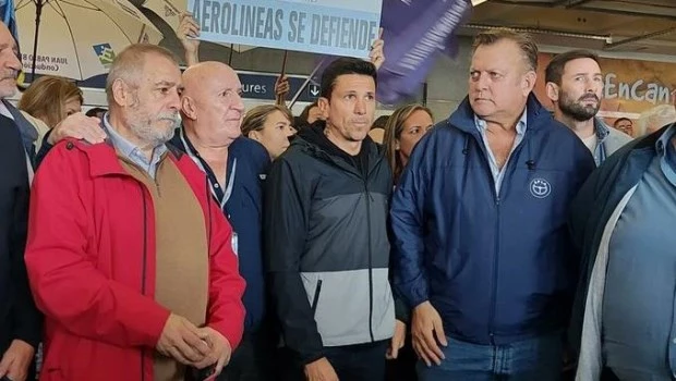 Gremios aeronáuticos denunciaron al Gobierno ante el Comité de Libertad Sindical de la OIT