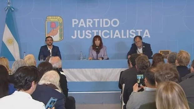 Expectativa por el discurso de Cristina Kirchner en un acto del PJ enmarcado por el posible fallo de la Corte