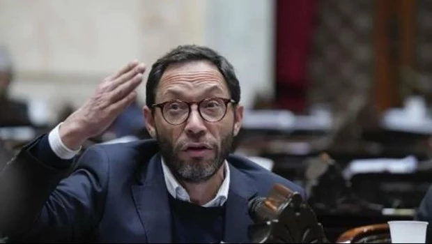 El diputado Maximiliano Ferraro, varado en Israel, está a la espera de ser evacuado a la Argentina